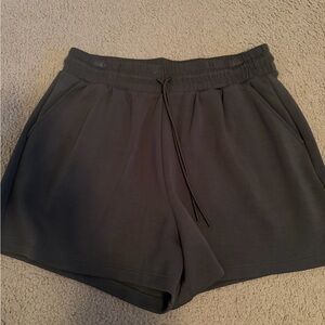 NWOT nuuds Women's Shorts